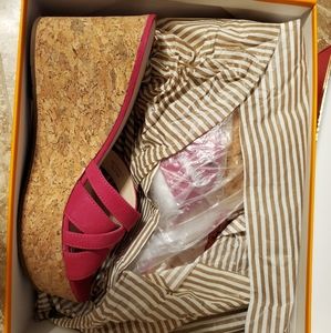 Kate Spade platform sandals -NIB